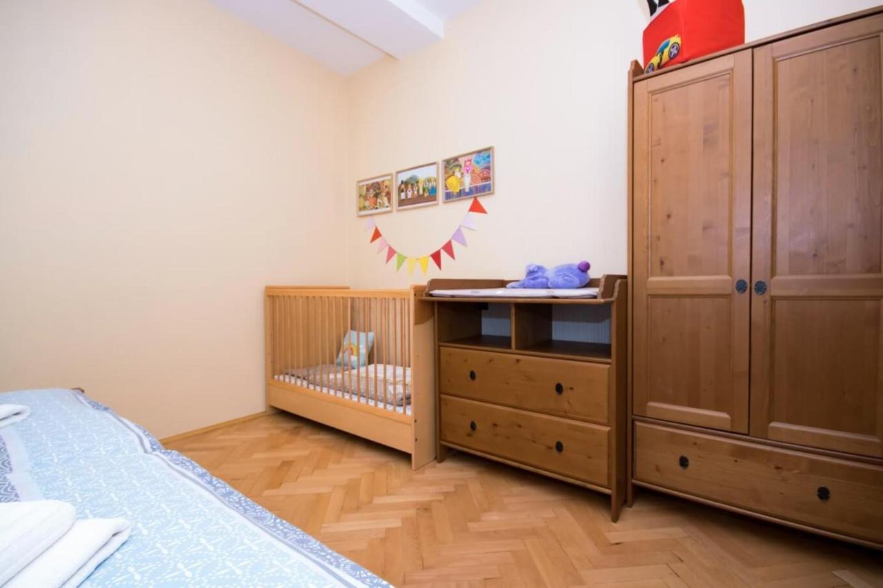 Ecomfort Apartment Кечкемет Екстер'єр фото
