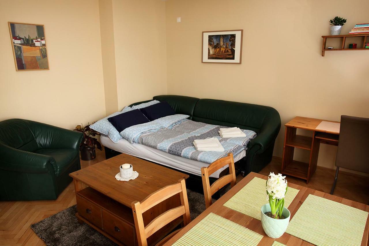 Ecomfort Apartment Кечкемет Екстер'єр фото