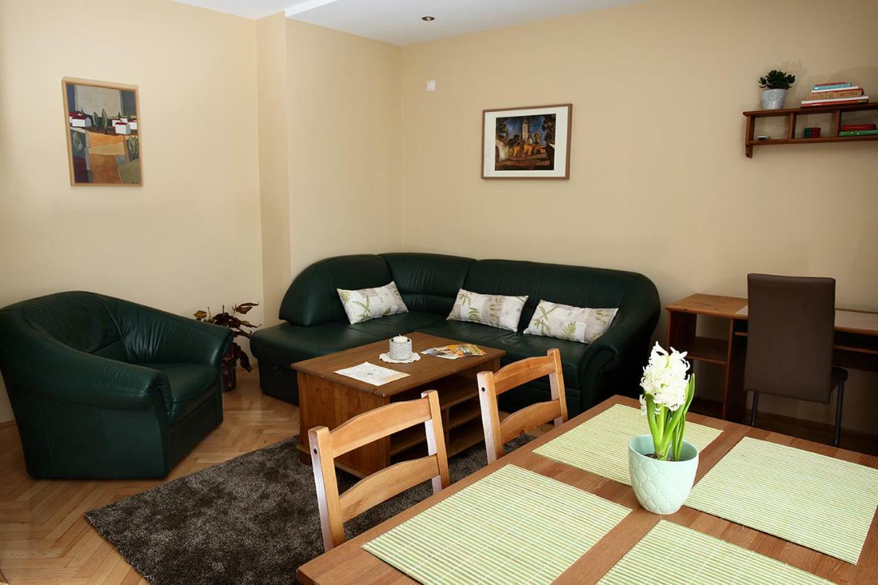 Ecomfort Apartment Кечкемет Екстер'єр фото